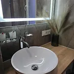 Demar Vakarchuka Apartment Lviv